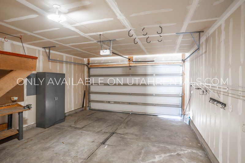 Home with a private back yard in Spanish Fork property image