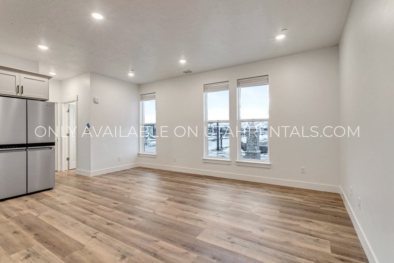 Brand New Townhome Style Apartment For Rent property image